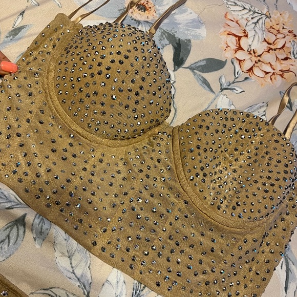 Nude/Gold sheer 2 pc set - Picture 2 of 2